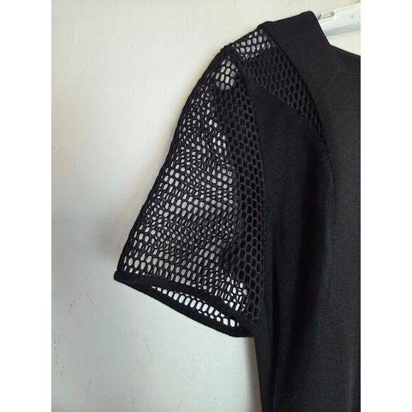 NWOT YAS Day Women Black Mesh Detail Sleeves Straight Cocktail Dress size Medium - Picture 4 of 8